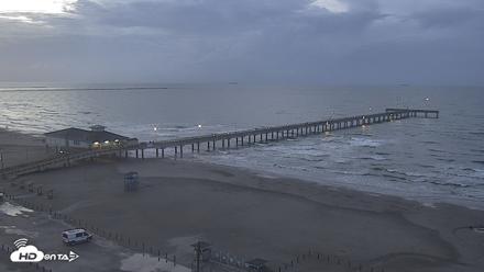 The Dunes - Port Aransas Live Beach Cam - Aug 10, 2026, 6:51am CDT