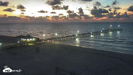 The Dunes - Port Aransas Live Beach Cam - Sep 23, 2026, 6:53am CDT