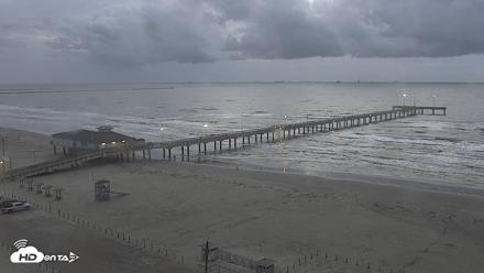 The Dunes - Port Aransas Live Beach Cam - Oct 26, 2026, 7:37am CDT
