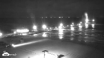 The Dunes - Port Aransas Live Beach Cam - Oct 25, 2026, 9:15pm CDT