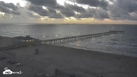 The Dunes - Port Aransas Live Beach Cam - Sep 7, 2026, 6:59am CDT