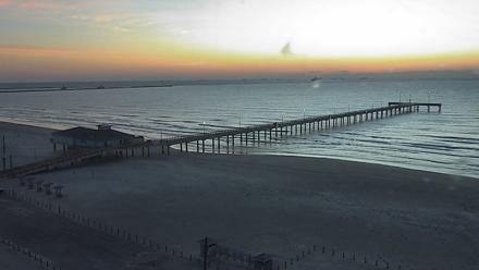 The Dunes - Port Aransas Live Beach Cam - Jan 28, 2026, 7:10am CST