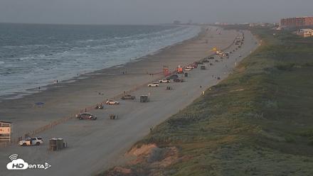 The Dunes - Port Aransas Live Beach Cam - Aug 11, 2026, 7:08am CDT
