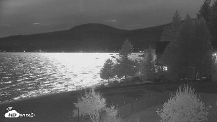 Kings Beach North Lake Tahoe Live Webcam - Sep 27, 2026, 5:29am PDT