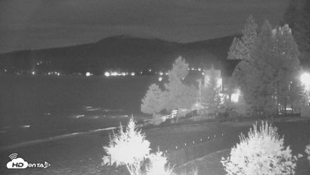 Kings Beach North Lake Tahoe Live Webcam - Oct 21, 2026, 8:42pm PDT