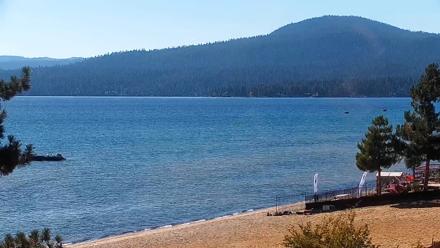 Kings Beach North Lake Tahoe Live Webcam - Oct 6, 2025, 3:00pm PDT