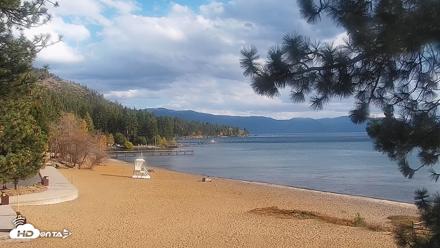 Kings Beach North Lake Tahoe Live Webcam - Oct 20, 2026, 3:58pm PDT