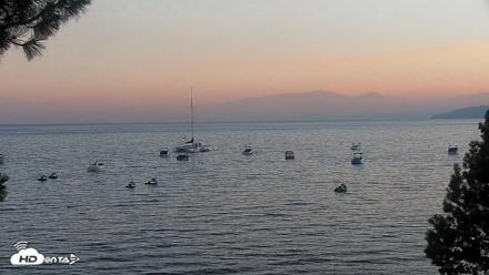 Kings Beach North Lake Tahoe Live Webcam - Aug 5, 2026, 7:48pm PDT