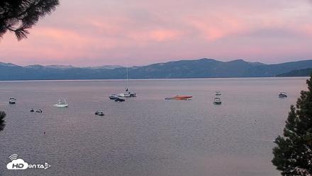 Kings Beach North Lake Tahoe Live Webcam - Aug 17, 2026, 6:13am PDT