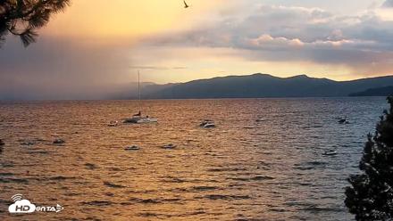 Kings Beach North Lake Tahoe Live Webcam - Jun 29, 2026, 8:18pm PDT