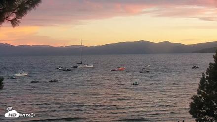 Kings Beach North Lake Tahoe Live Webcam - Aug 17, 2026, 8:00pm PDT