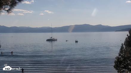 Kings Beach North Lake Tahoe Live Webcam - Oct 7, 2026, 3:50pm PDT