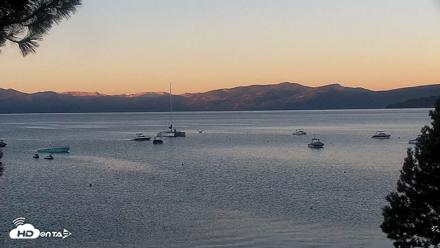 Kings Beach North Lake Tahoe Live Webcam - Sep 8, 2026, 6:44am PDT