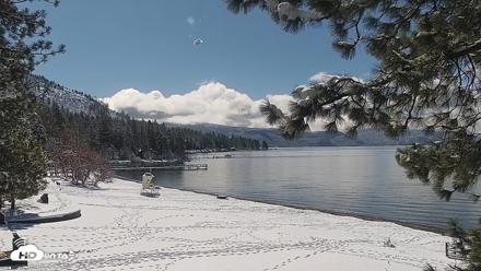 Kings Beach North Lake Tahoe Live Webcam - Apr 13, 2026, 9:55am PDT
