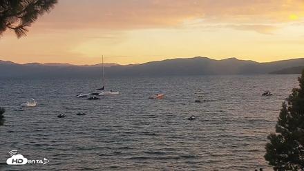 Kings Beach North Lake Tahoe Live Webcam - Aug 17, 2026, 7:53pm PDT