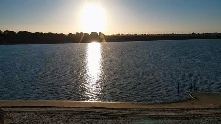 SD Mission Bay Resort Live Webcam - Sep 29, 2025, 6:03pm PDT
