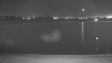 SD Mission Bay Resort Live Webcam - Mar 20, 2026, 8:44pm PDT