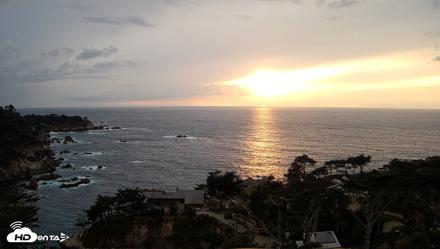 Carmel-By-The-Sea Live Webcam - Oct 29, 2026, 5:45pm PDT
