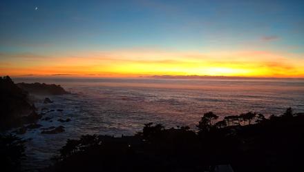 Carmel-By-The-Sea Live Webcam - Oct 25, 2025, 6:40pm PDT