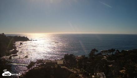 Carmel-By-The-Sea Live Webcam - Oct 14, 2026, 3:28pm PDT
