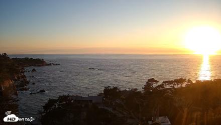 Carmel-By-The-Sea Live Webcam - Sep 9, 2026, 7:06pm PDT
