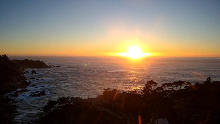 Carmel-By-The-Sea Live Webcam - Nov 3, 2025, 5:02pm PST