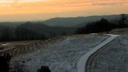 Virginia Elk Live Webcam - Dec 13, 2025, 7:30am EST