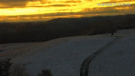 Virginia Elk Live Webcam - Dec 9, 2025, 7:12am EST