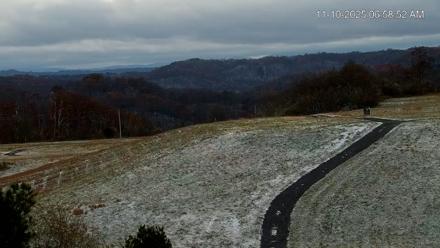 Virginia Elk Live Webcam - Nov 10, 2025, 6:59am EST