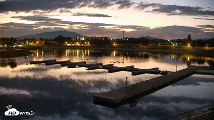 Sparks Water Bar Live Webcam - Aug 28, 2026, 8:02pm PDT