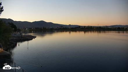 Sparks Water Bar Live Webcam - Oct 18, 2026, 7:04am PDT