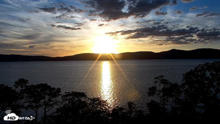 Hudson River Live Webcam - Sep 23, 2026, 6:30pm EDT