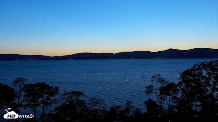 Hudson River Live Webcam - Oct 22, 2026, 7:38am EDT