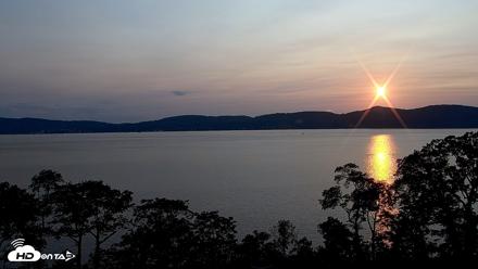 Hudson River Live Webcam - Aug 9, 2026, 7:35pm EDT