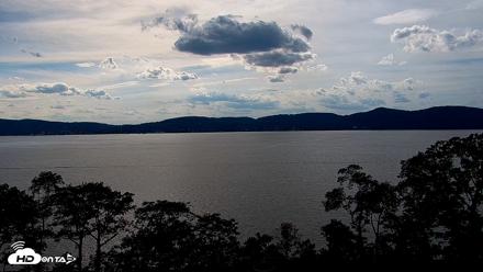 Hudson River Live Webcam - Aug 19, 2026, 4:30pm EDT