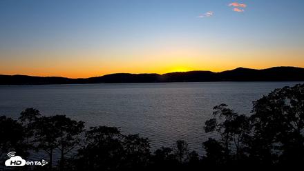 Hudson River Live Webcam - Sep 14, 2026, 7:02pm EDT