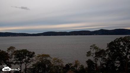 Hudson River Live Webcam - Oct 17, 2026, 7:55am EDT