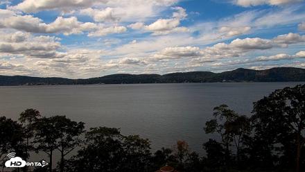 Hudson River Live Webcam - Sep 23, 2026, 1:27pm EDT