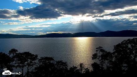 Hudson River Live Webcam - Aug 25, 2026, 6:37pm EDT