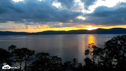 Hudson River Live Webcam - Aug 21, 2026, 7:25pm EDT