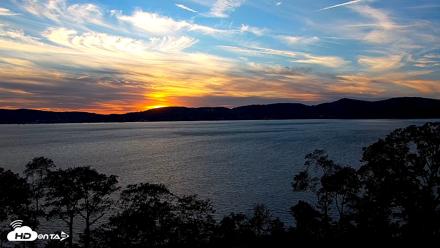 Hudson River Live Webcam - Oct 12, 2026, 6:12pm EDT