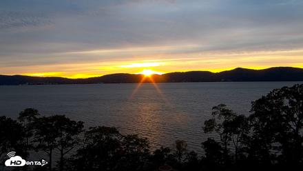 Hudson River Live Webcam - Sep 25, 2026, 6:37pm EDT