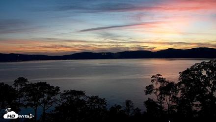 Hudson River Live Webcam - Sep 8, 2026, 7:30pm EDT