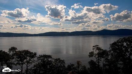 Hudson River Live Webcam - Aug 26, 2026, 4:35pm EDT