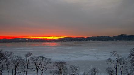 Hudson River Live Webcam - Feb 10, 2026, 5:40pm EST