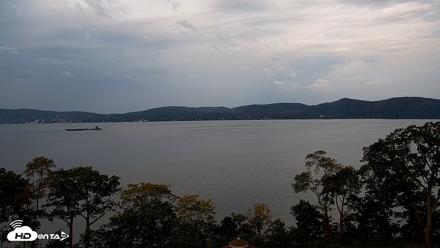 Hudson River Live Webcam - Oct 14, 2026, 12:02pm EDT
