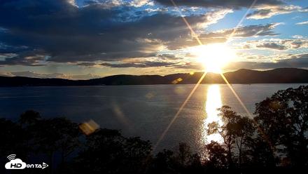 Hudson River Live Webcam - Aug 25, 2026, 7:15pm EDT