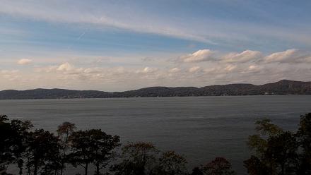 Hudson River Live Webcam - Oct 19, 2025, 12:20pm EDT
