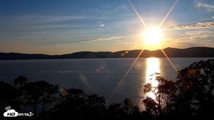 Hudson River Live Webcam - Aug 18, 2026, 7:15pm EDT