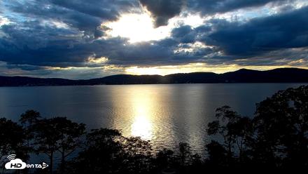Hudson River Live Webcam - Sep 21, 2026, 6:12pm EDT